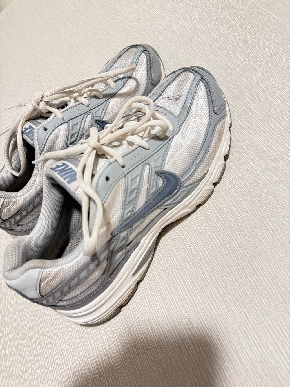 Nike Initiator Women’s White and Light Gray Athletic Sneakers